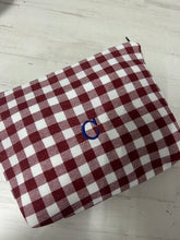 Cargar imagen en el visor de la galería, NECESER VICHY GRANATE