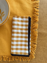 Cargar imagen en el visor de la galería, PACK SERVILLETAS VICHY MOSTAZA