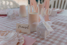 Load image into Gallery viewer, CAMINO DE MESA ANTIMANCHAS VICHY ROSA