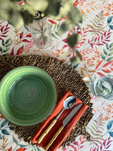 Cargar imagen en el visor de la galería, MANTEL ANTIMANCHAS ACACIA