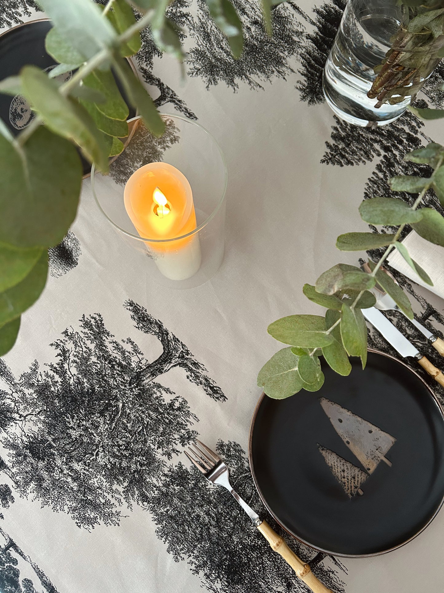 MANTEL ALGODÓN BLACK TREE