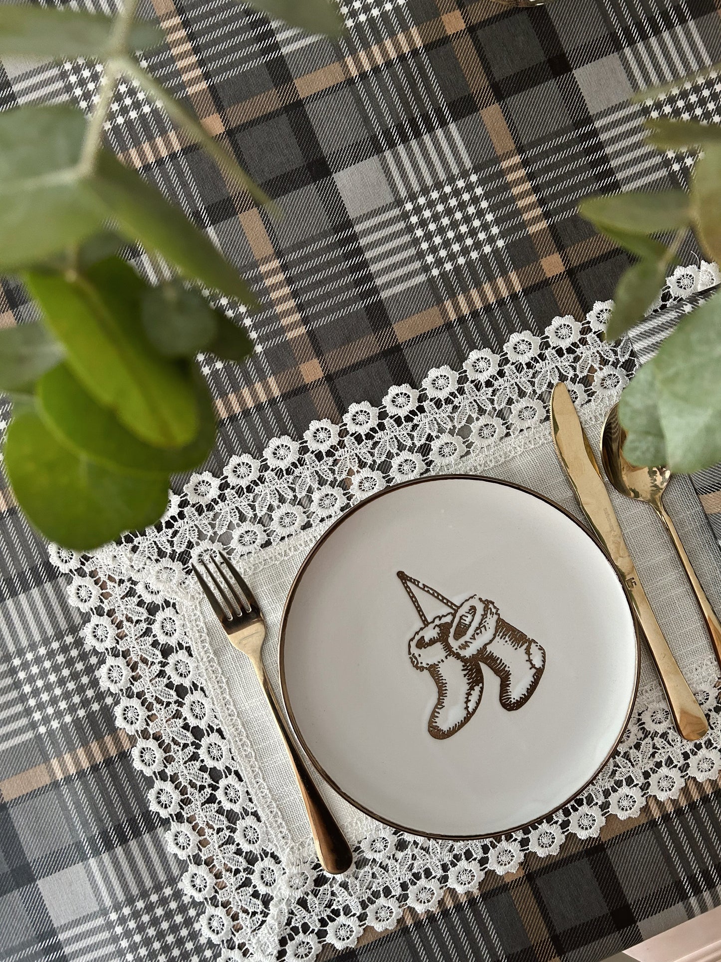 MANTEL ANTIMANCHAS TARTÁN GRIS