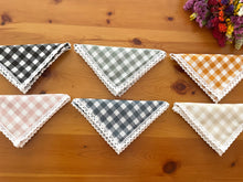 Cargar imagen en el visor de la galería, PACK SERVILLETAS VICHY