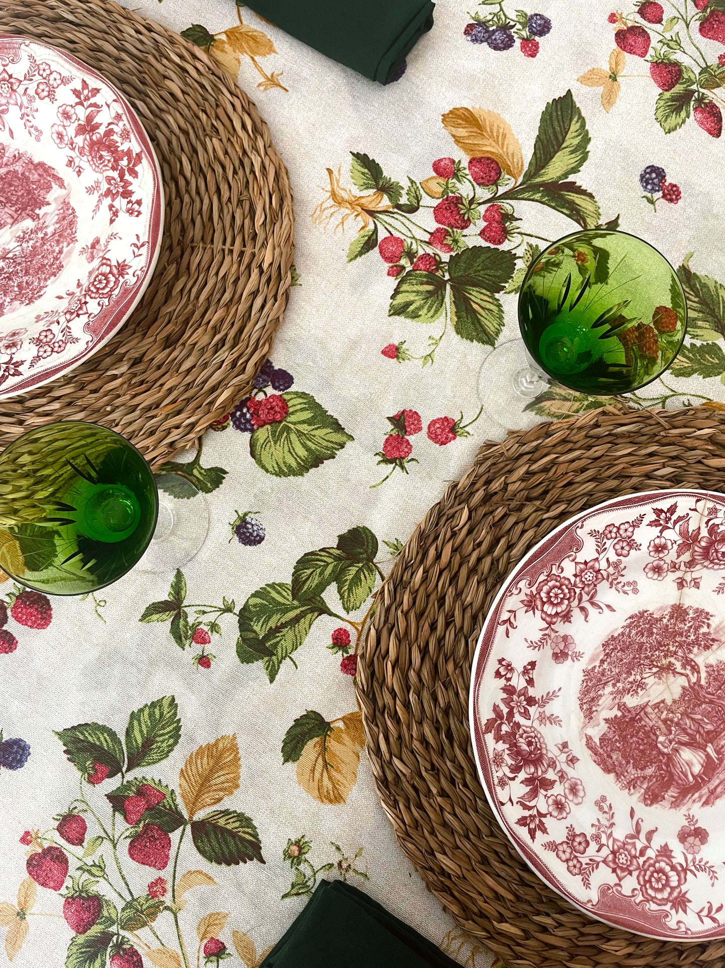 MANTEL BERRY