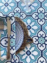 Cargar imagen en el visor de la galería, SERVILLETAS MOSAICO AZUL