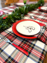 Carica l'immagine nel visualizzatore di Gallery, MANTEL ALGODÓN TARTÁN BLANCO